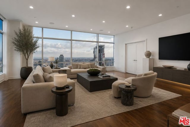900 W Olympic Boulevard 46G, Los Angeles, CA 90015 — photo 77 of 78