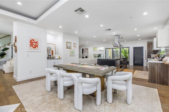 11645 Woodbridge Street, Studio City, CA 91604 — photo 13 of 31