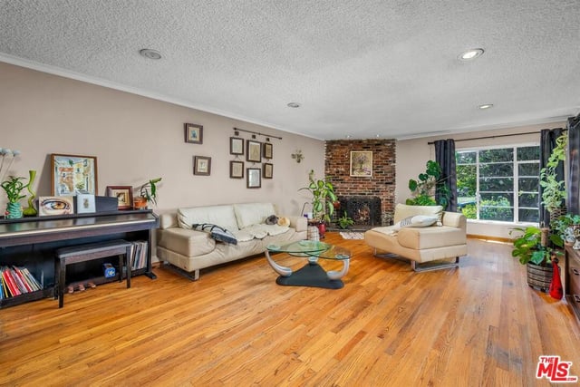 1766 Midvale Avenue, Los Angeles, CA 90024 — photo 4 of 29