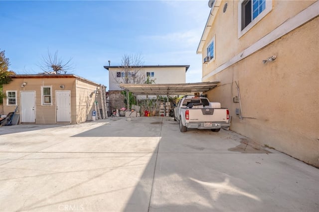 5335 Carlin, Los Angeles, CA 90016 — photo 11 of 22