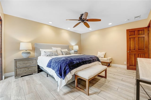 5062 Avenida Hacienda, Tarzana, CA 91356 — photo 20 of 47