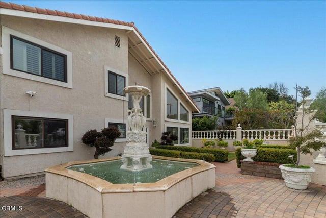 2222 Pier Avenue, Santa Monica, CA 90405 — photo 4 of 75