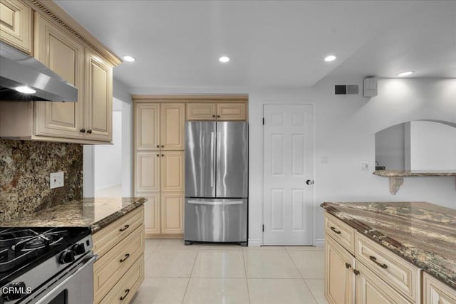 2222 Pier Avenue, Santa Monica, CA 90405 — photo 47 of 75