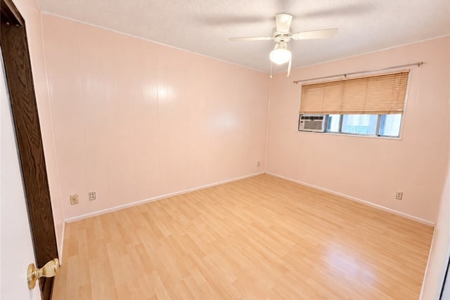 10883 Vinedale, Sun Valley, CA 91352 — photo 16 of 27