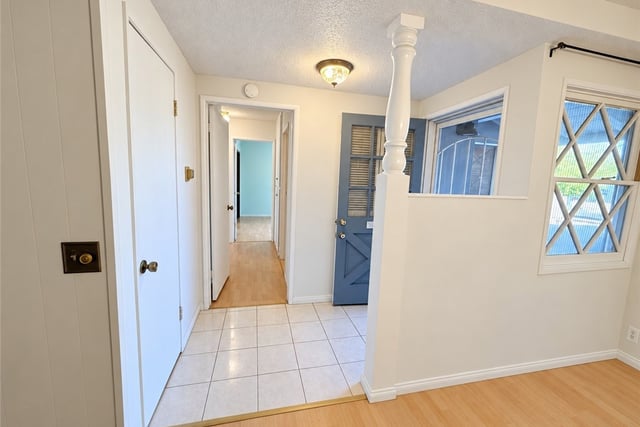 10883 Vinedale, Sun Valley, CA 91352 — photo 4 of 27