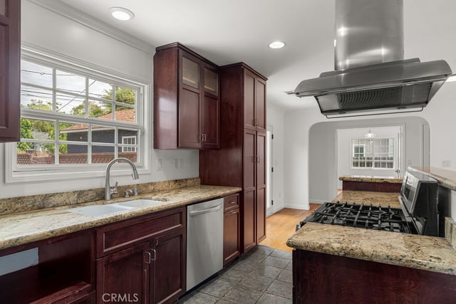 5451 E Daggett, Long Beach, CA 90815 — photo 16 of 50