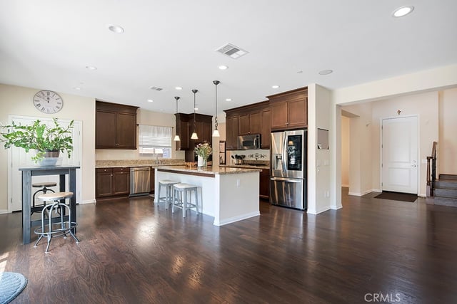 16872 Royal Pines Lane, Canyon Country, CA 91387 — photo 10 of 48