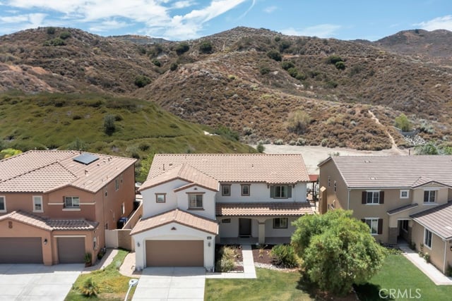 16872 Royal Pines Lane, Canyon Country, CA 91387 — photo 5 of 48