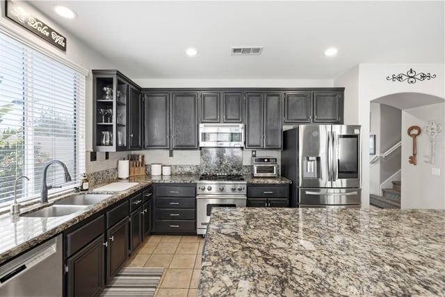 31229 Cherry Drive, Castaic, CA 91384 — photo 11 of 36
