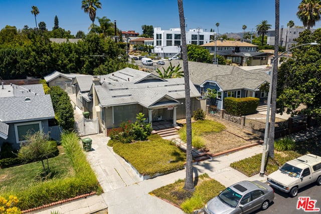 245 N Gramercy Place, Los Angeles, CA 90004 — photo 4 of 7