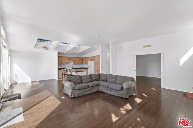 23777 Mulholland Highway 69, Calabasas, CA 91302 — photo 11 of 37