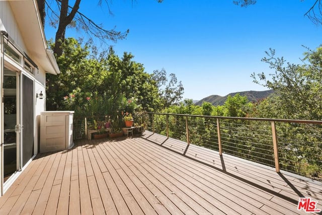 23777 Mulholland Highway 69, Calabasas, CA 91302 — photo 36 of 37