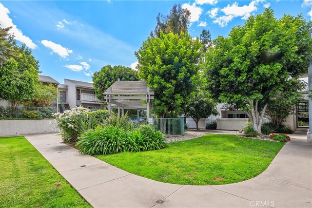 20134 Leadwell 126, Winnetka, CA 91306 — photo 9 of 33