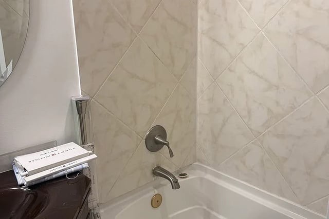 22522 Clarendon, Los Angeles, CA 91367 — photo 11 of 17