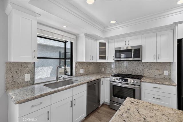 1221 N Sycamore 5, Los Angeles, CA 90038 — photo 20 of 43
