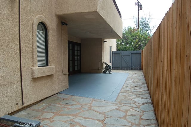 121 S Wilson 103, Pasadena, CA 91106 — photo 34 of 36