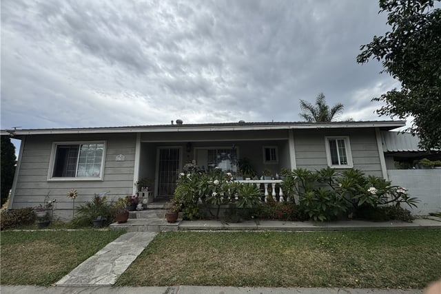 6170 Downey Avenue, Long Beach, CA 90805 — photo 2 of 22