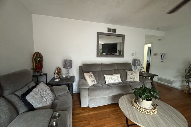 6170 Downey Avenue, Long Beach, CA 90805 — photo 5 of 22