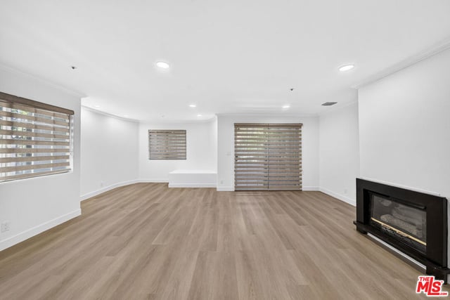 538 Glenwood Road 1, Glendale, CA 91202 — photo 6 of 18