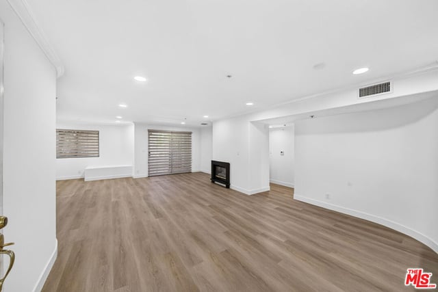 538 Glenwood Road 1, Glendale, CA 91202 — photo 8 of 18