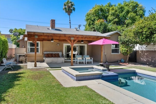 14319 Valerio Street, Van Nuys, CA 91405 — photo 4 of 24