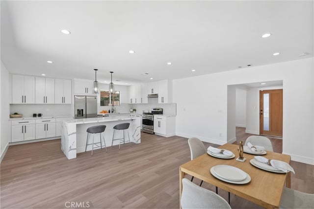 23701 Califa, Los Angeles, CA 91367 — photo 18 of 75