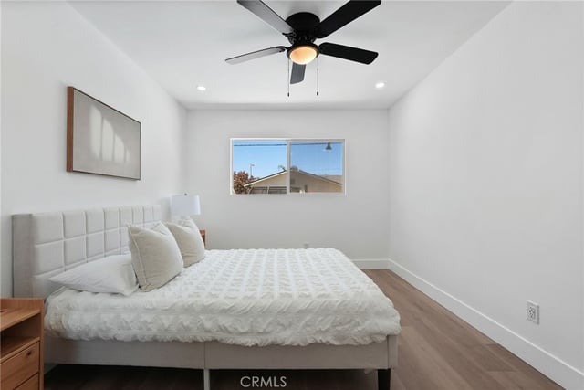 23701 Califa, Los Angeles, CA 91367 — photo 32 of 75