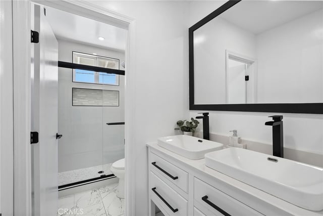 23701 Califa, Los Angeles, CA 91367 — photo 41 of 75