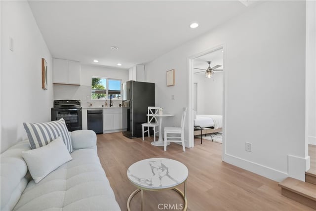 23701 Califa, Los Angeles, CA 91367 — photo 49 of 75