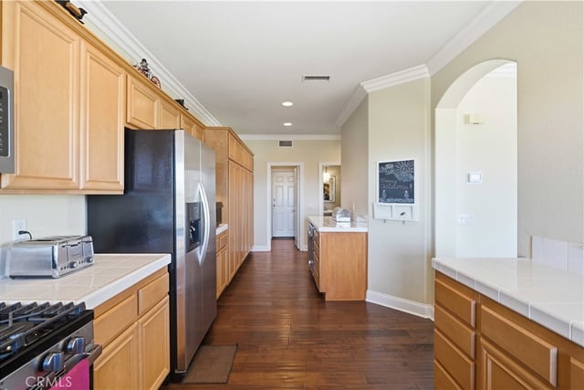 24382 Cavalini Place, Valencia, CA 91355 — photo 13 of 41