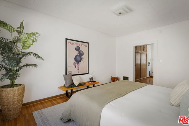 1143 S Westmoreland Avenue 5, Los Angeles, CA 90006 — photo 37 of 44