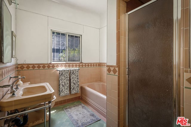 1143 S Westmoreland Avenue 5, Los Angeles, CA 90006 — photo 38 of 44