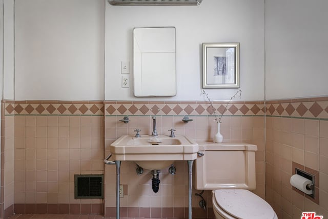 1143 S Westmoreland Avenue 5, Los Angeles, CA 90006 — photo 40 of 44