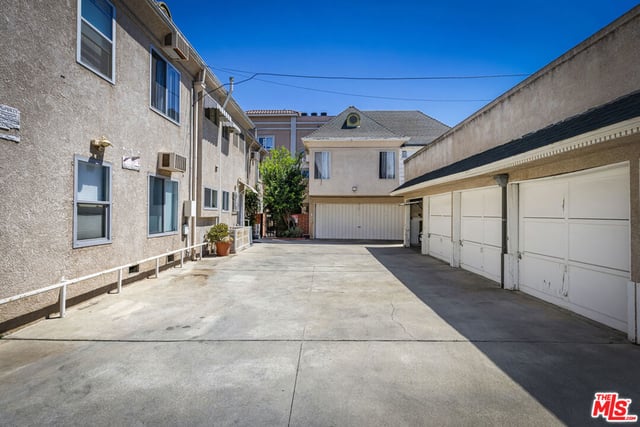 1143 S Westmoreland Avenue 5, Los Angeles, CA 90006 — photo 43 of 44