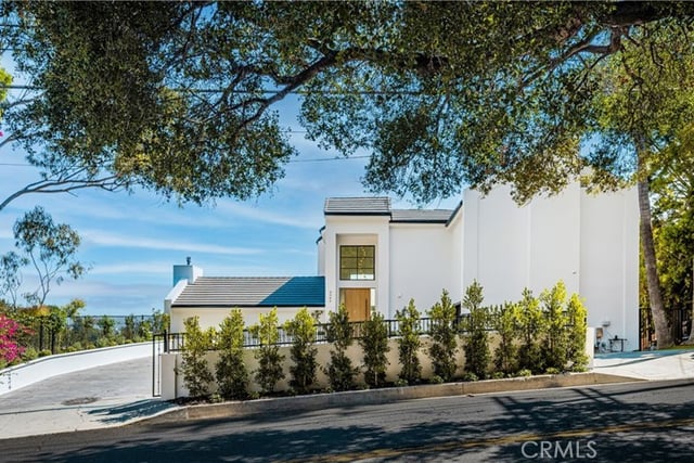 3566 Beverly Glen, Sherman Oaks, CA 91423 — photo 2 of 75