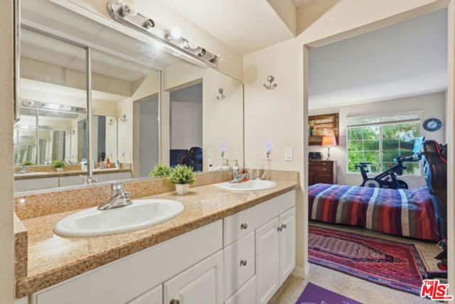 21450 Burbank Boulevard 314, Woodland Hills, CA 91367 — photo 16 of 25
