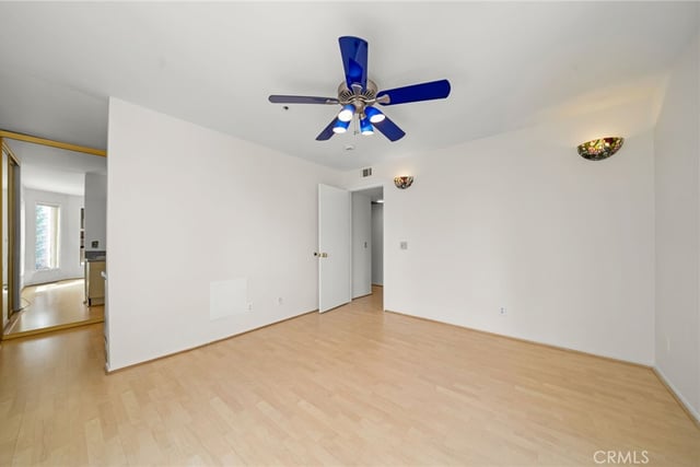 35 Linden 302, Long Beach, CA 90802 — photo 8 of 30