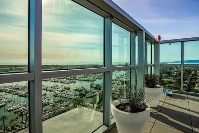 13700 Marina Pointe Drive 1526, Venice, CA 90292 — photo 45 of 56