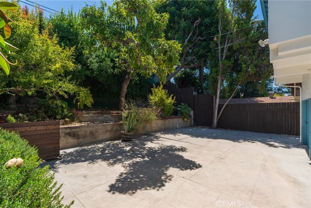 1964 Palmerston, Los Angeles, CA 90027 — photo 26 of 54