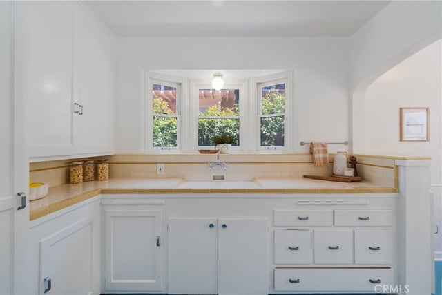 1964 Palmerston, Los Angeles, CA 90027 — photo 9 of 54