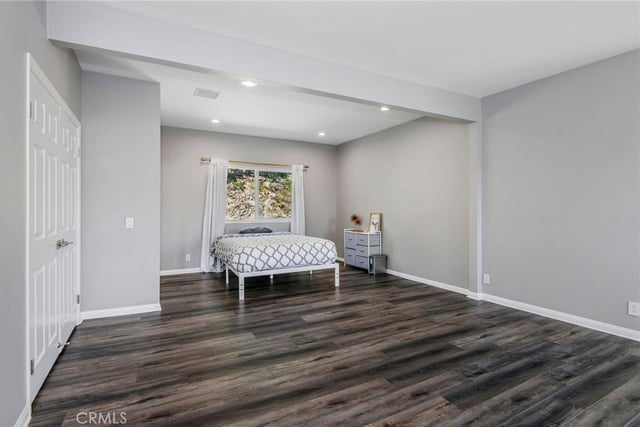 23200 Cass Avenue, Woodland Hills, CA 91364 — photo 31 of 47