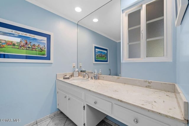 17701 Corinthian Drive, Encino, CA 91316 — photo 18 of 33