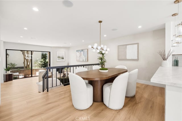 5711 Owensmouth 125, Woodland Hills, CA 91367 — photo 11 of 45