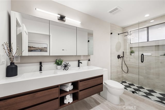 5711 Owensmouth 125, Woodland Hills, CA 91367 — photo 5 of 45