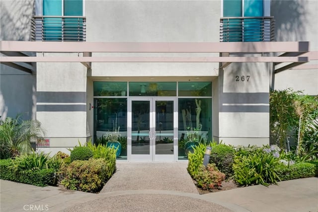 267 S San Pedro 217, Los Angeles, CA 90012 — photo 3 of 44