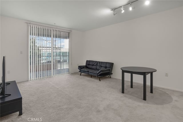 267 S San Pedro 217, Los Angeles, CA 90012 — photo 6 of 44
