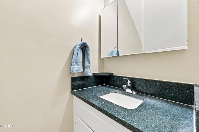 138 S Bryn Mawr Street 33, Ventura, CA 93003 — photo 16 of 30