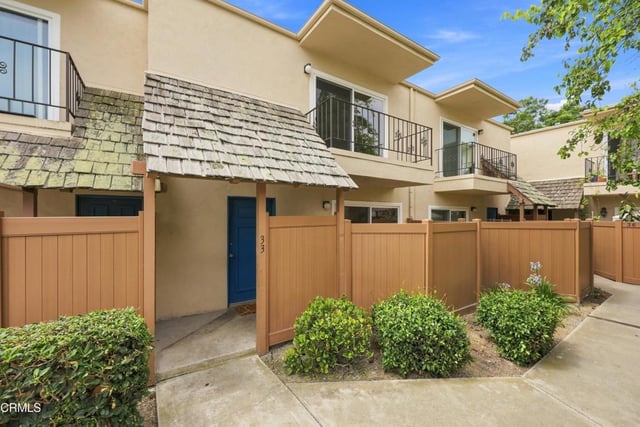 138 S Bryn Mawr Street 33, Ventura, CA 93003 — photo 2 of 30