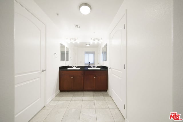 629 Traction Avenue 511, Los Angeles, CA 90013 — photo 22 of 31