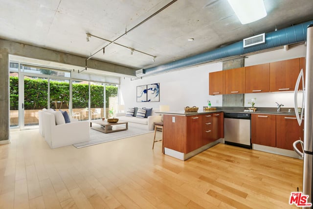 645 W 9th Street 237, Los Angeles, CA 90015 — photo 5 of 15